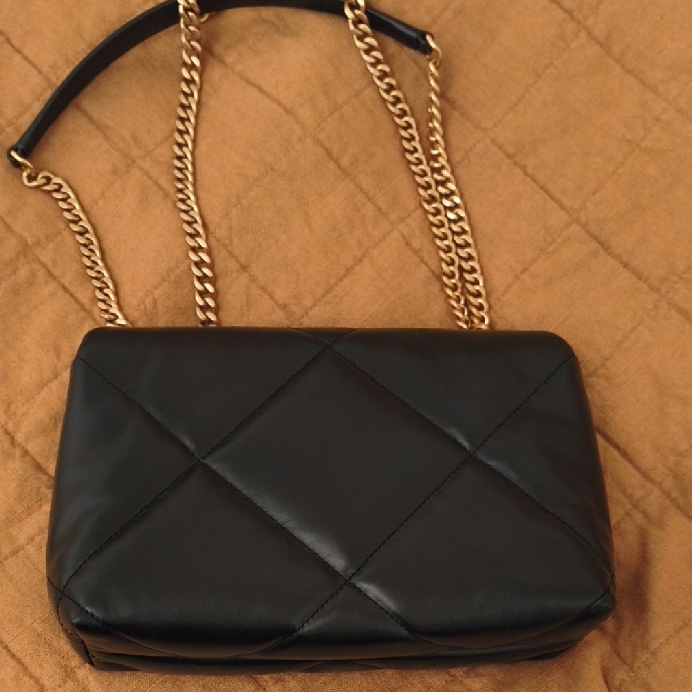 Tory Burch Kira Shoulder Bag - Picture 4 of 9